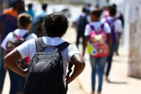 Estados e municípios partilham R$ 3,8 bi referentes à segunda parcela do Fundeb para a Educação Básica