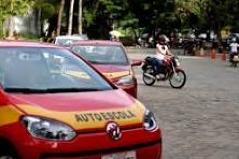 CNH: candidatos ganham mais tempo para concluírem processo de formação