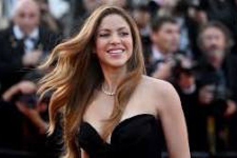 Após término, Shakira é eleita a Mulher Mais Bonita do mundo e compartilha mensagem poderosa